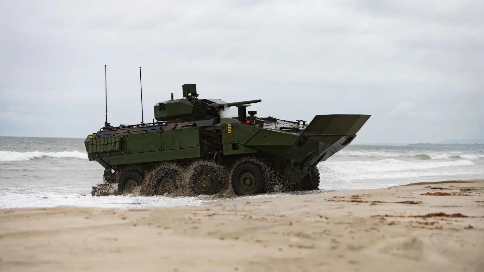 BAE Systems ha recibido 195 millones de dólares para la producción de vehículos de combate anfibios (ACV) adicionales para el Cuerpo de Marines de los Estados Unidos.