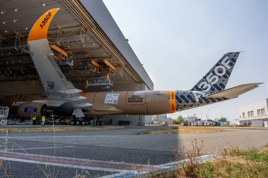 Airbus revela la nueva librea del A350F